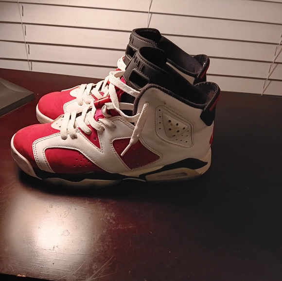 Nike Jordan 6 Retro - Picture 2 of 5